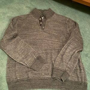 Gap quarter button sweater